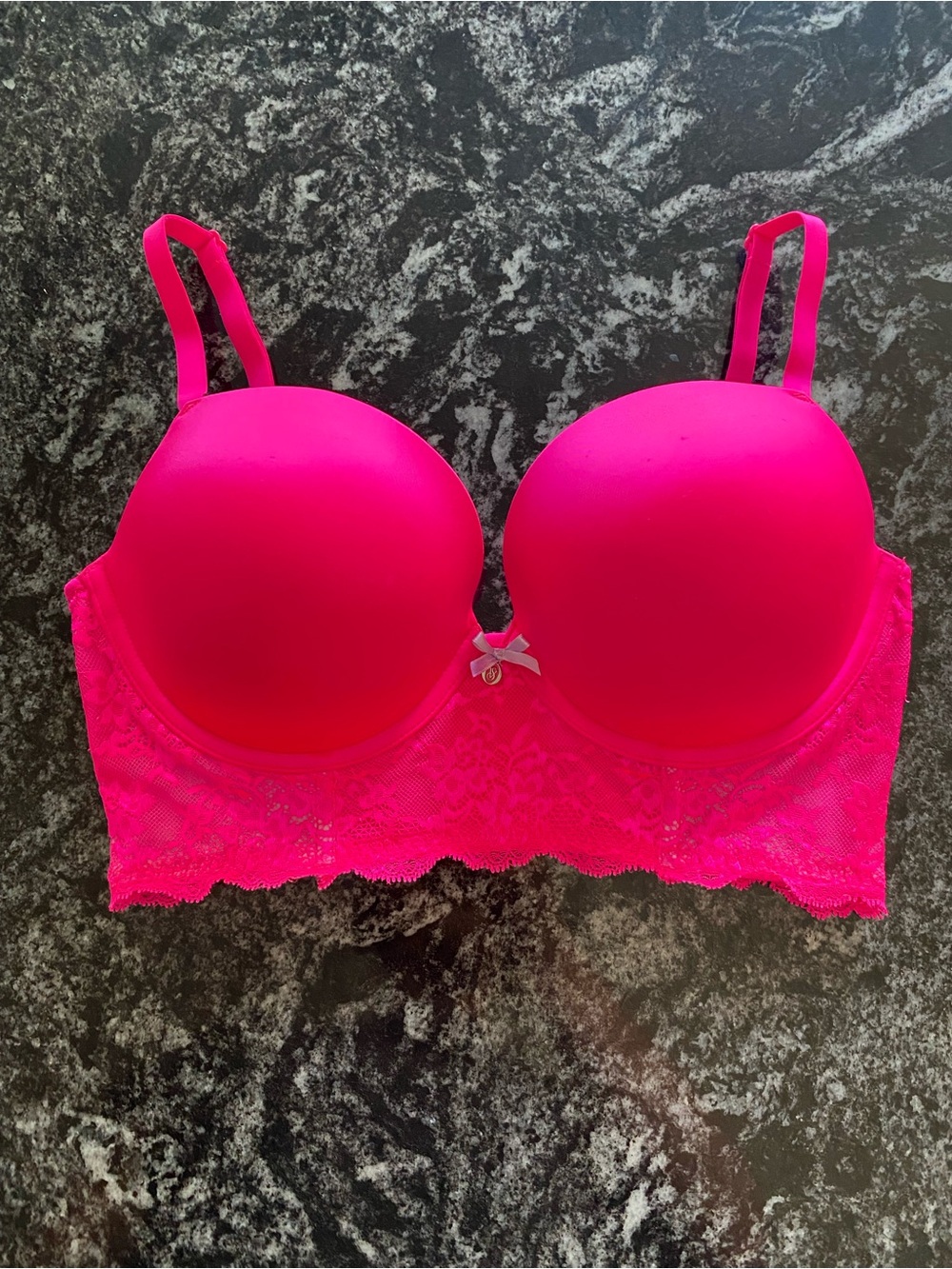 Victoria’s Secret Tease Push Up Bra Size 36D NWOT